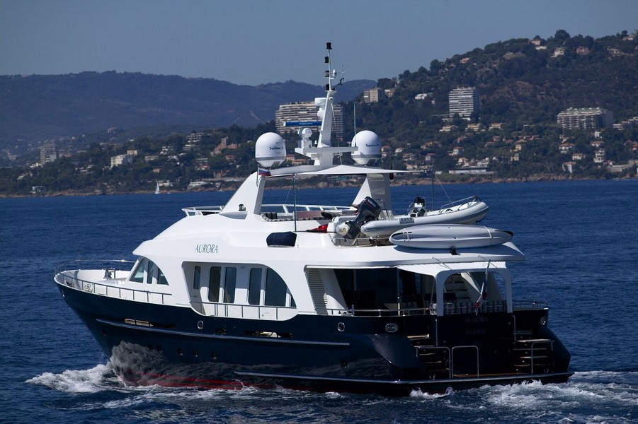 Yacht AURORA, a Princess 88 Superyacht CHARTERWORLD Luxury Superyacht